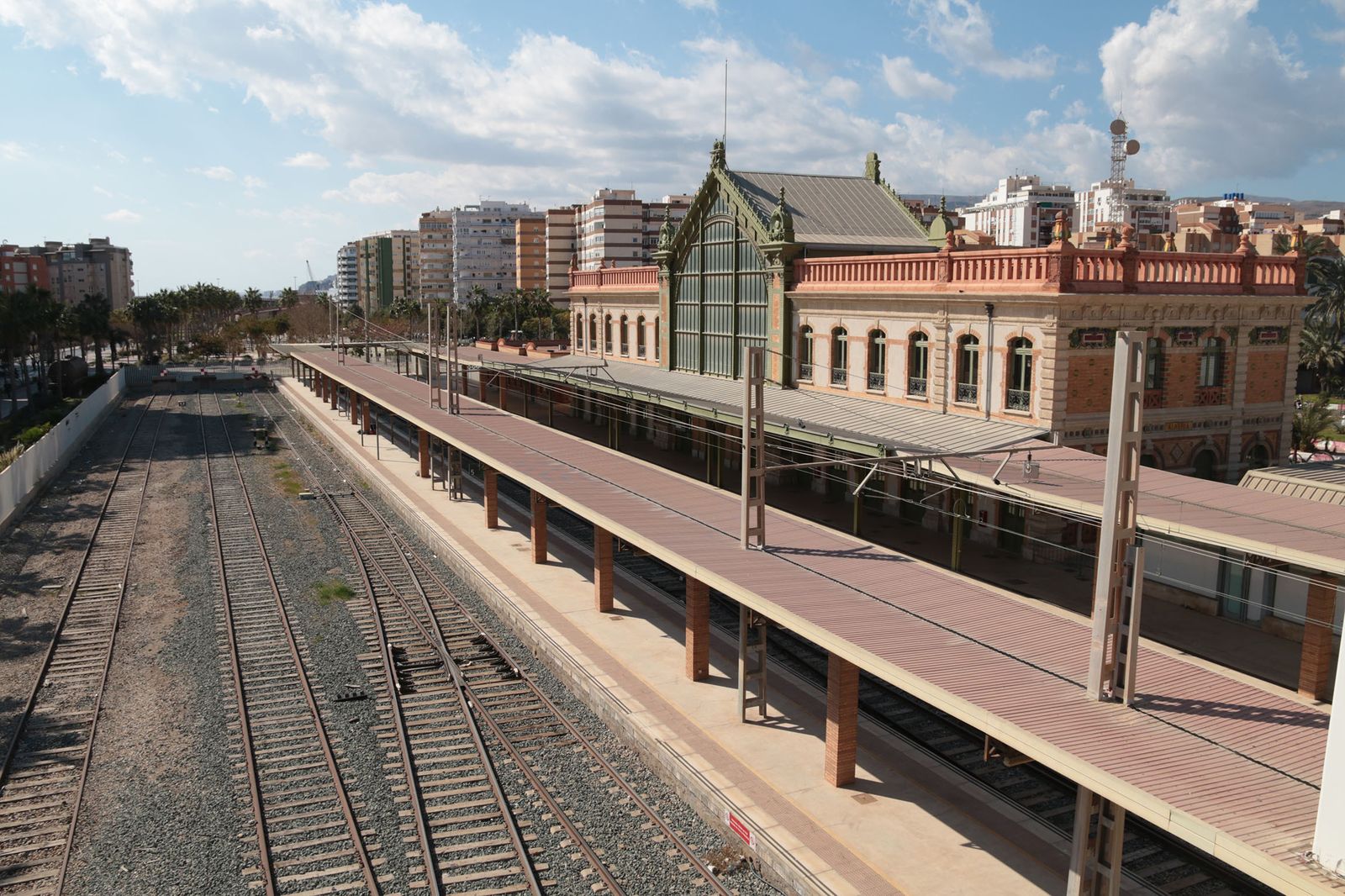 La antigua estación retomará la actividad ferroviaria con las obras del soterramiento