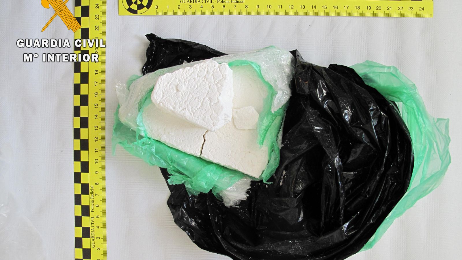 Cocaína intervenida en Ugíjar.