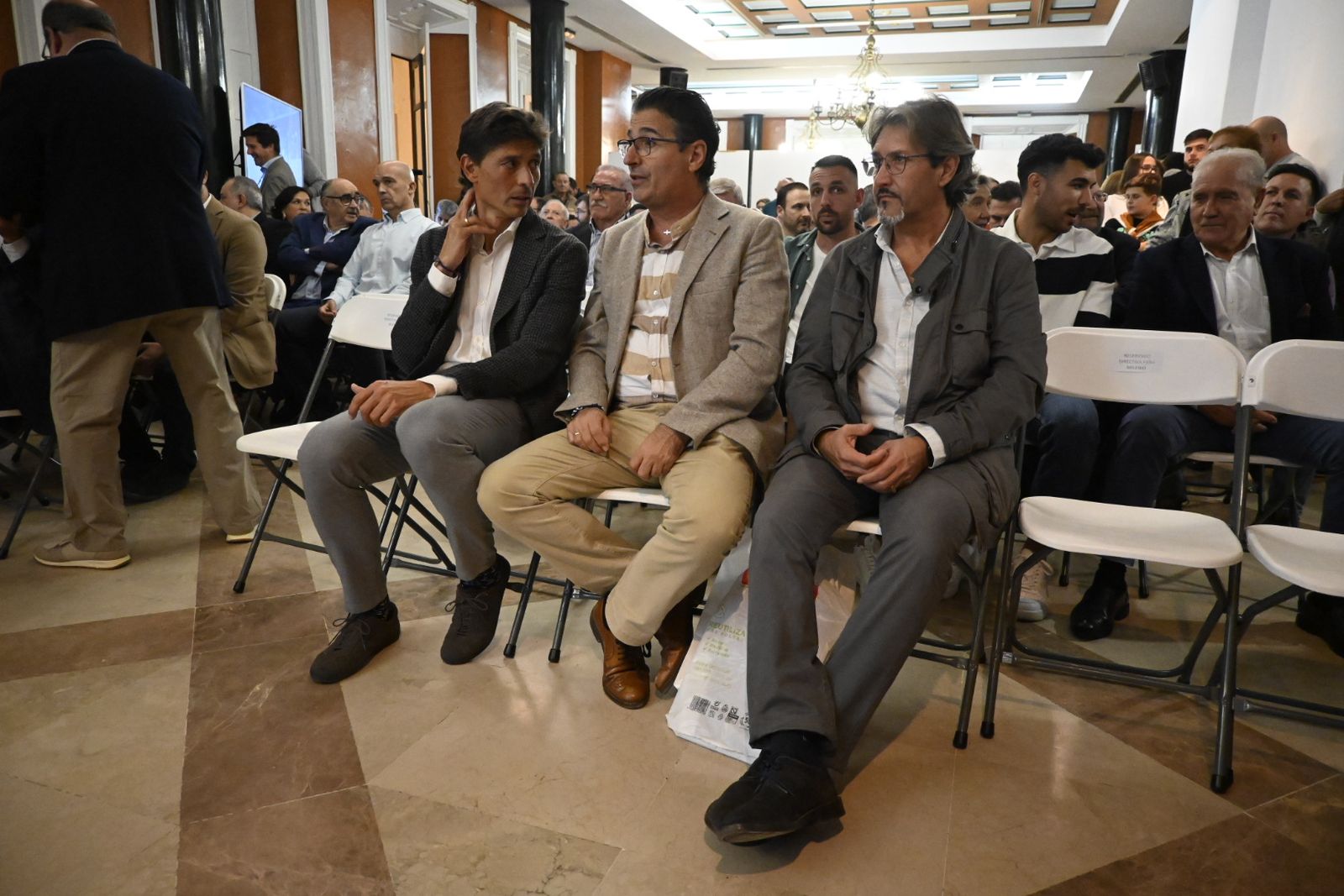 Acto de celebración del 25 aniversario de la Peña Cultural Recreativista 'El Milenio' en imágenes