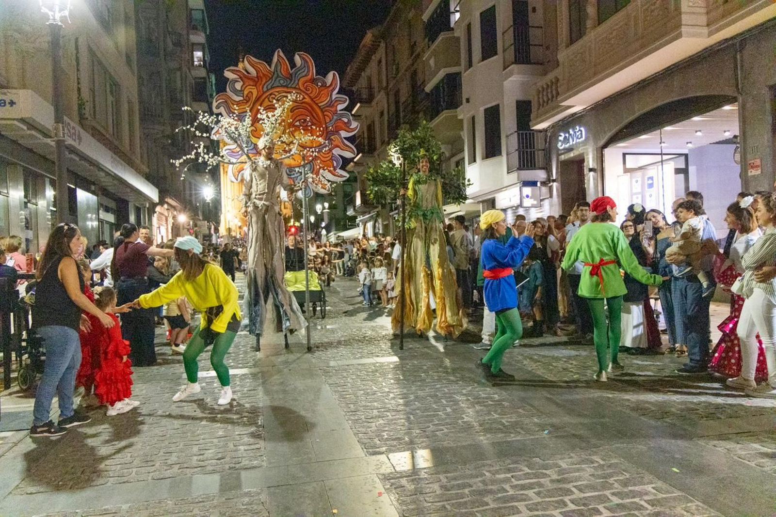 Pregón de David Uclés y cabalgata por la Feria de San Lucas
