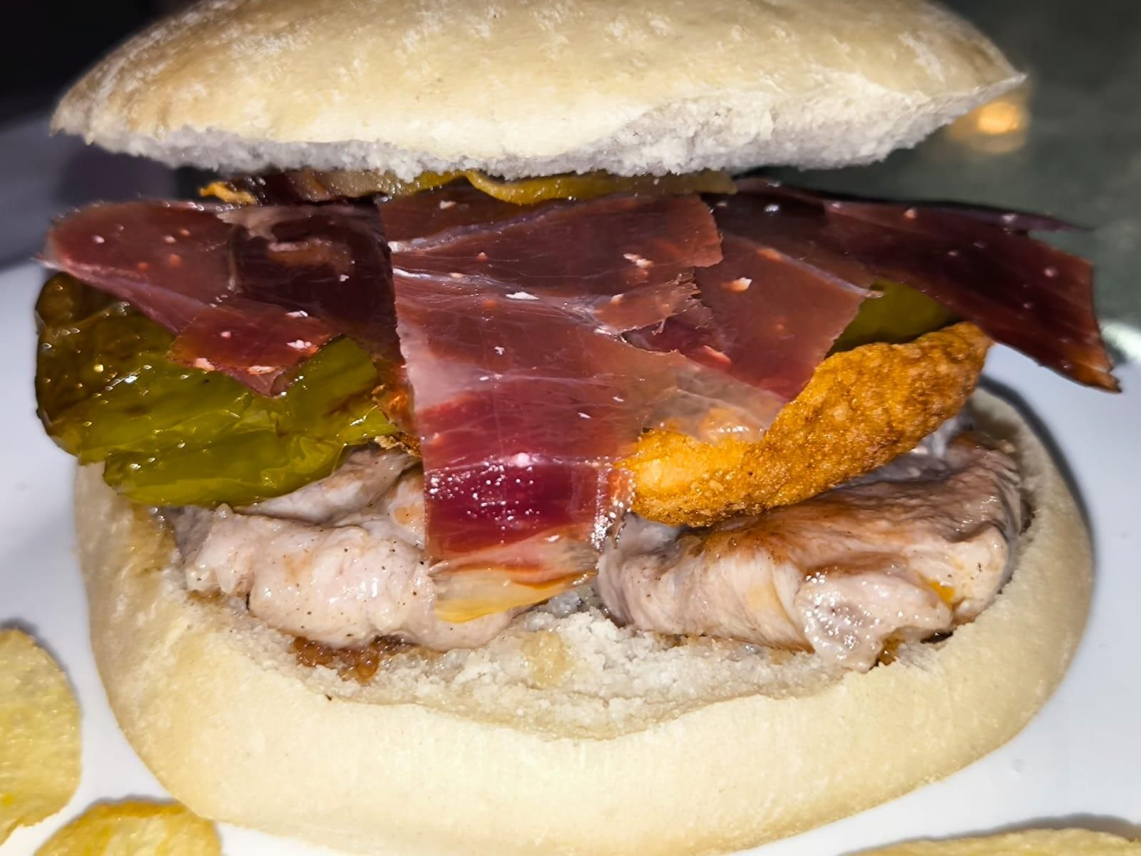 Su serranito ibérico Su serranito ibérico