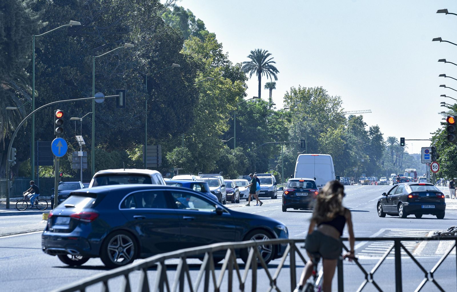 La avenida de las Delicias en su conexión con la avenida de la Palmera de Sevilla.