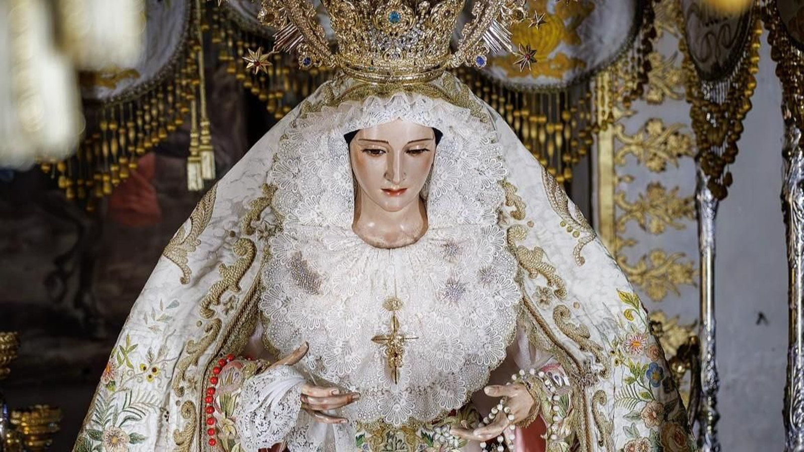 Fotogalería ‘Granada bajo palio’ 2025: María Santísima de la Victoria