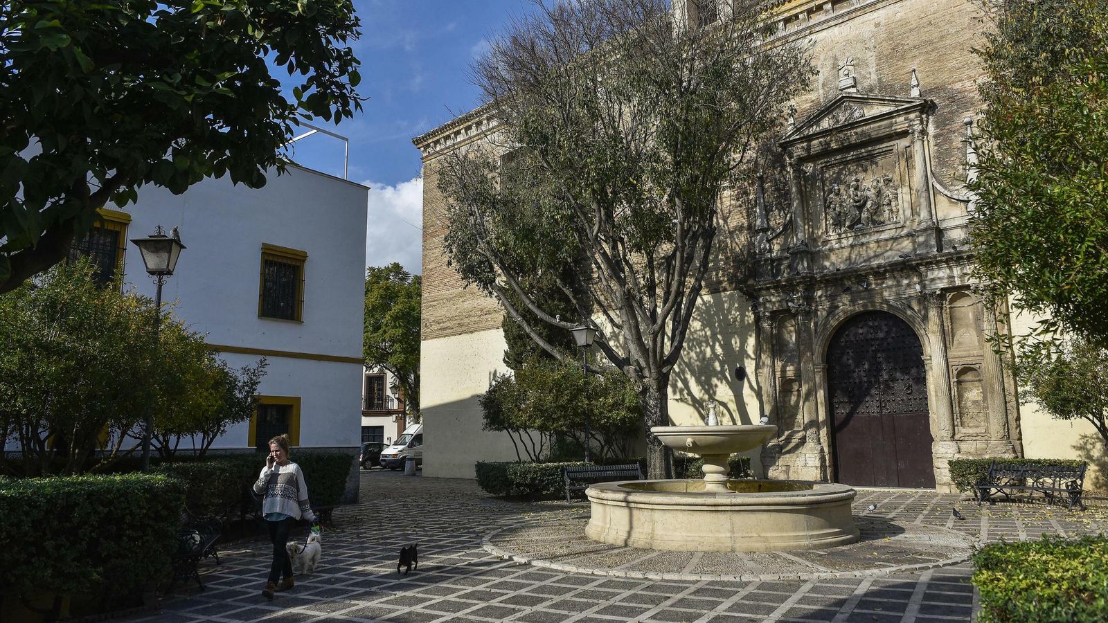 La Plaza de Santa Isabel por la mañana.