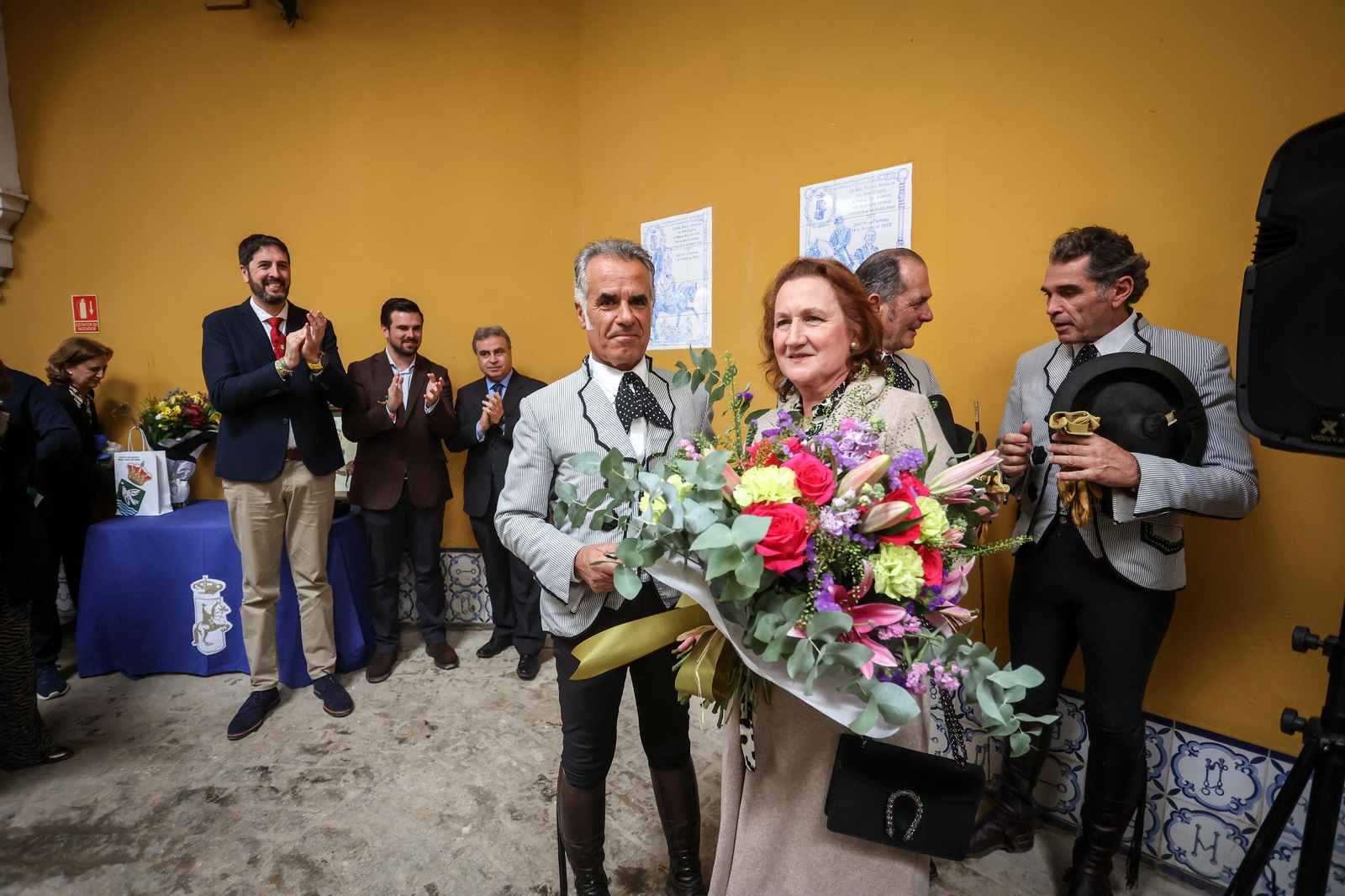 Emotiva despedida del jinete Manolo Ruíz en la Real Escuela