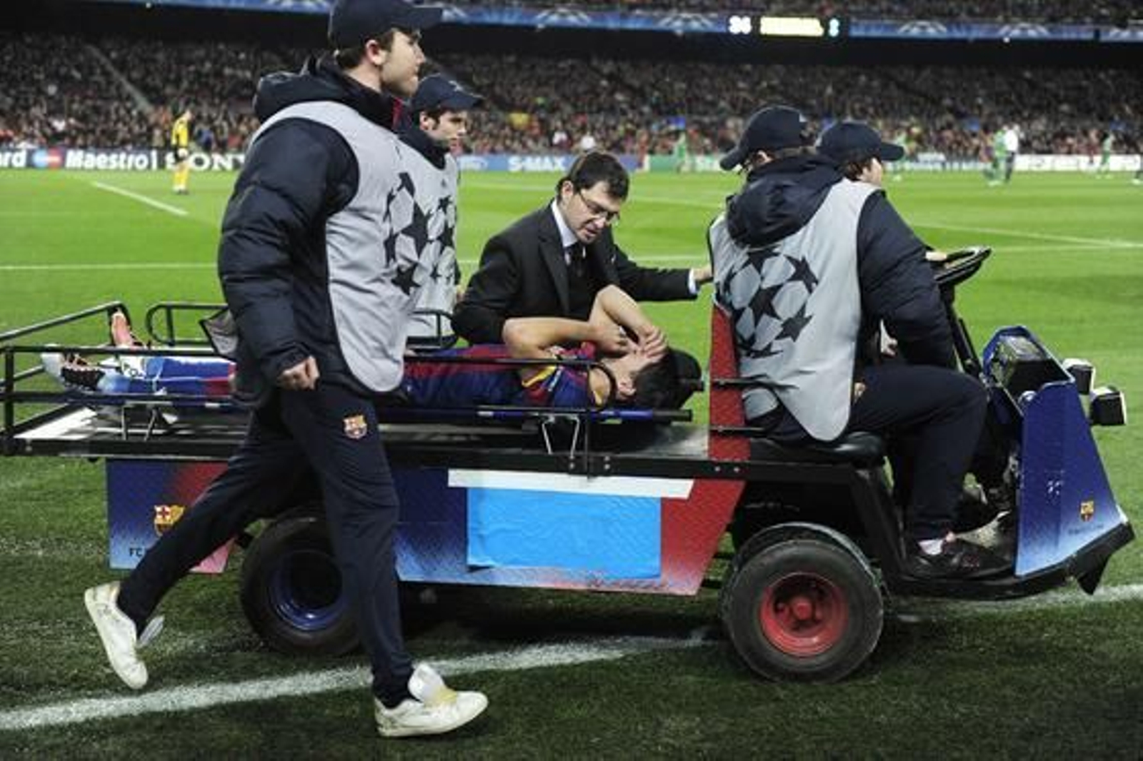 El Barcelona cierra con una victoria ante el Rubin (2-0) la primera fase de la Liga de Campeones. / AFP