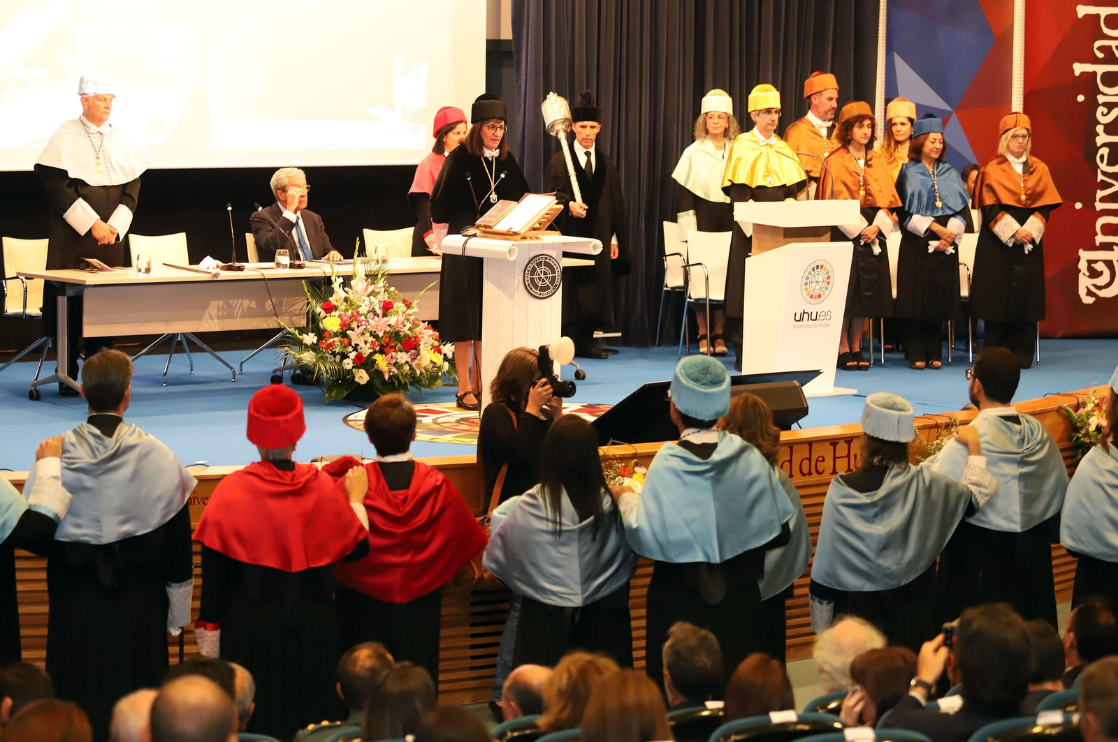 Imágenes de la apertura del Curso Universitario