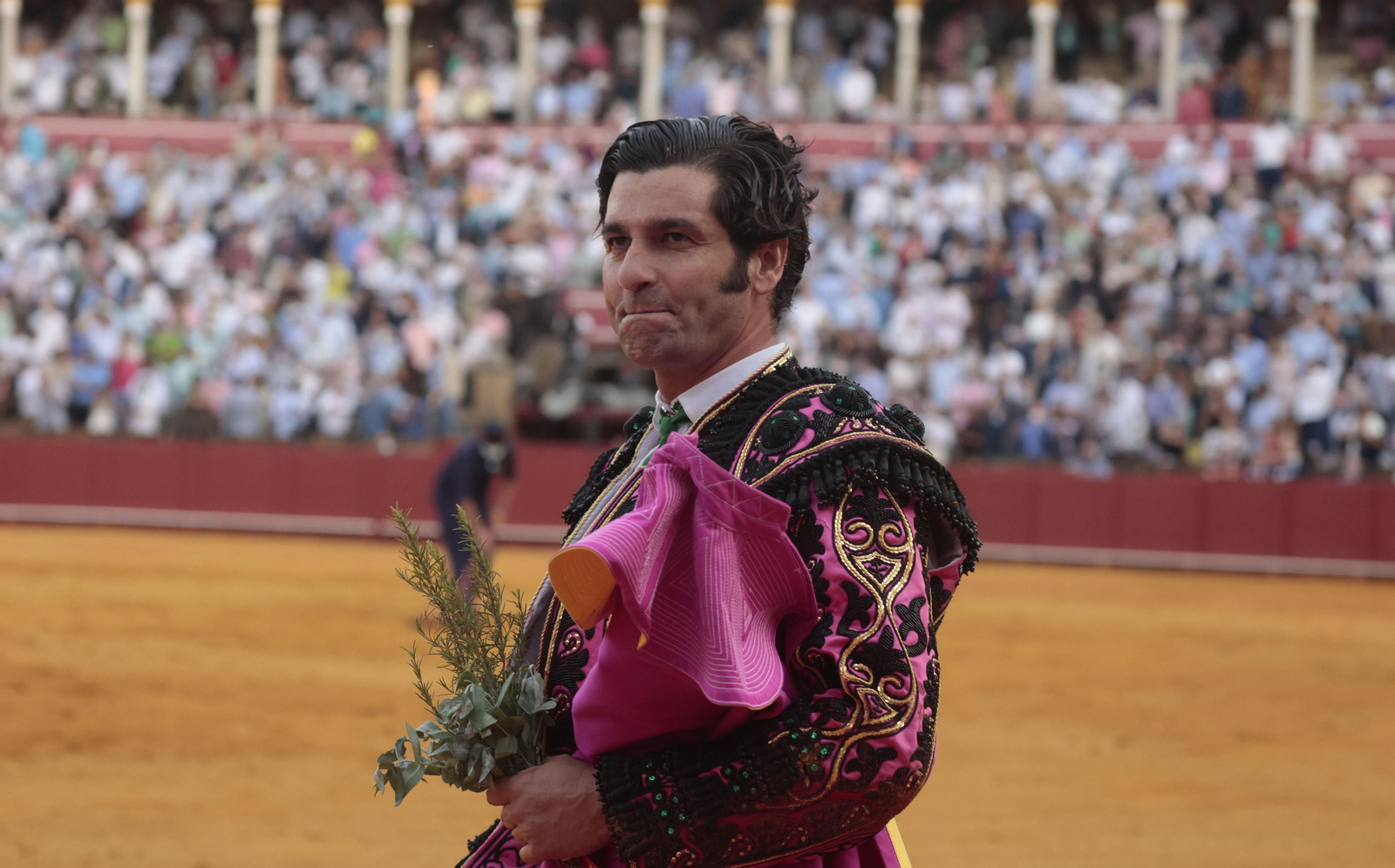 Las imágenes del triunfo de Morante en San Miguel