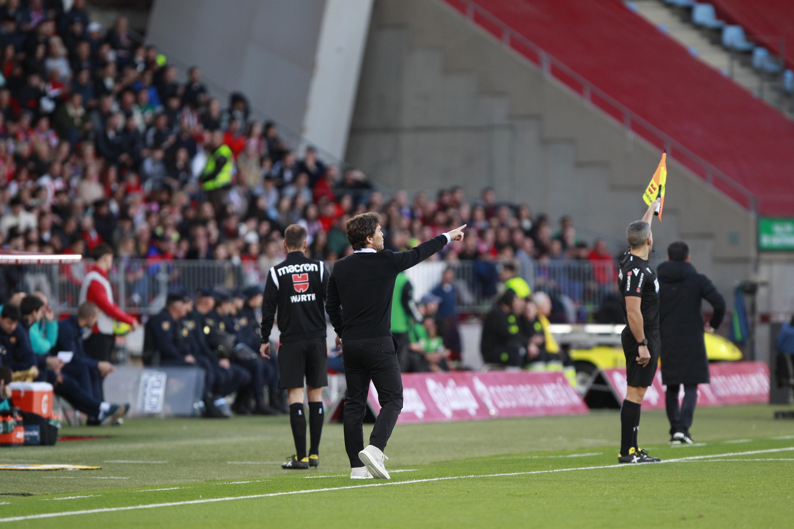 Imágenes de la victoria de la U.D. Almería ante el F.C. Barcelona