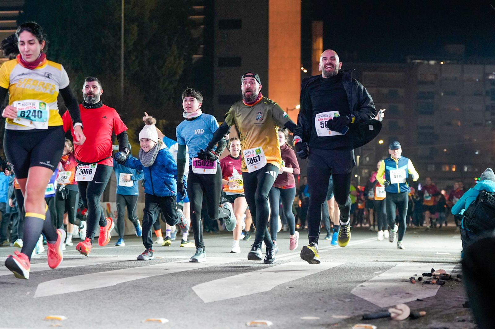 En imágenes: búscate en tu llegada a meta de la Carrera de San Antón 2026 (18)