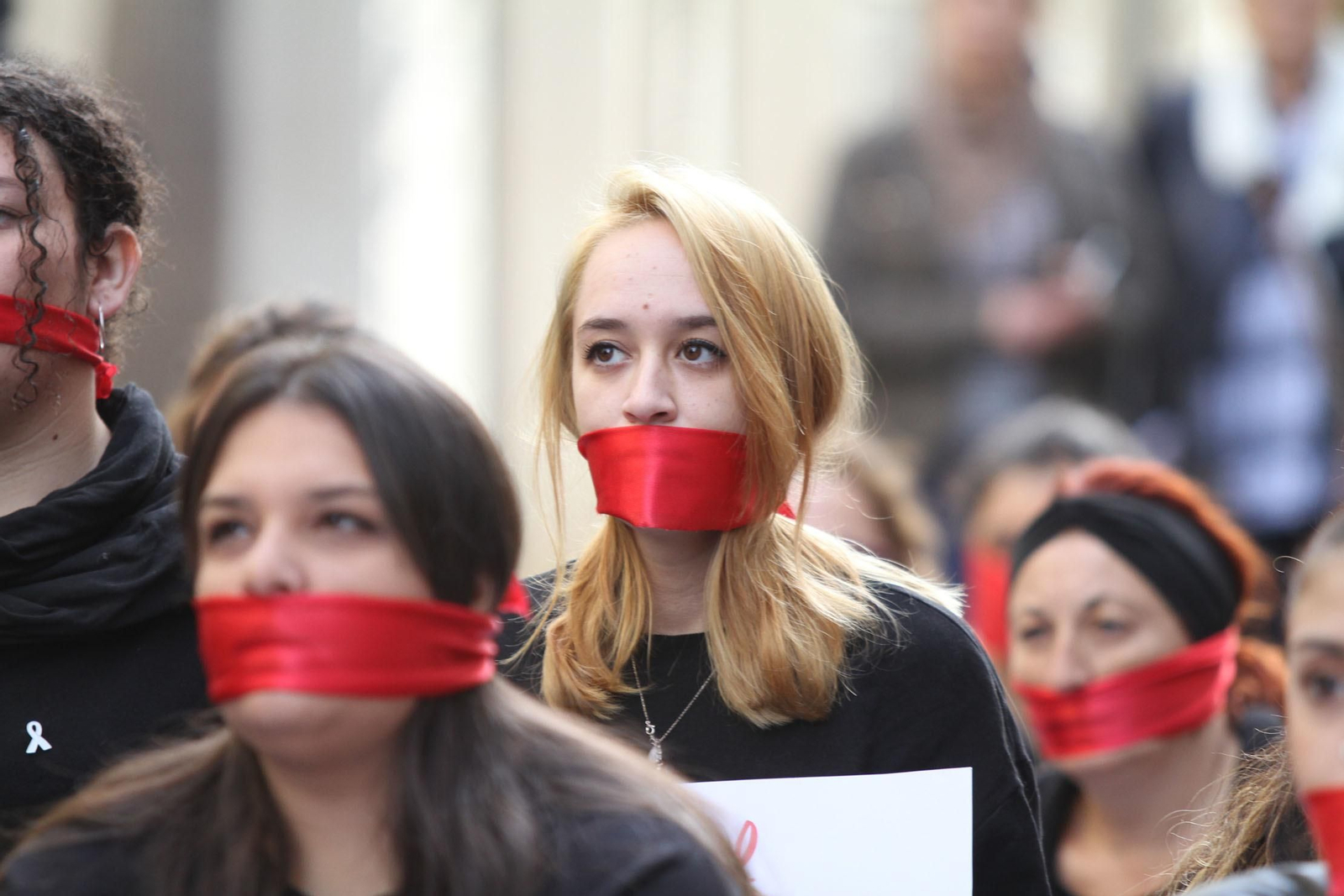 Lectura de manifiesto de violencia contra la mujer