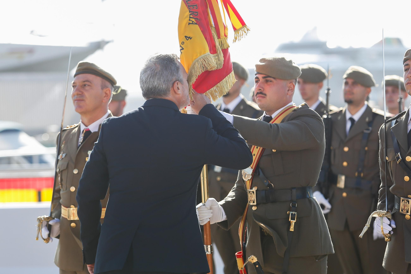 Las fotos de la jura de bandera civil en Tarifa
