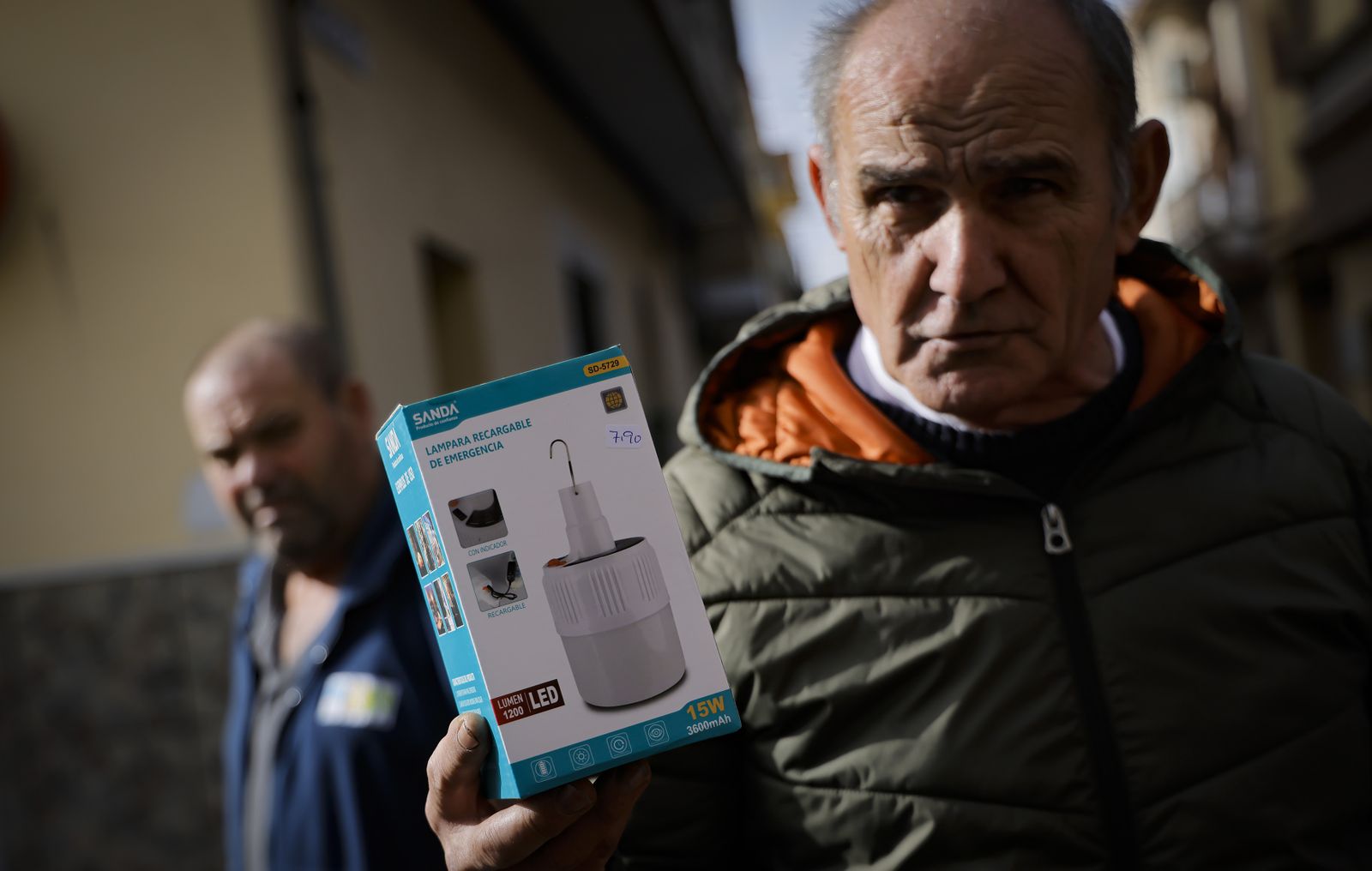 Vecinos de Palmete protestan por el corte continuado de la luz, todas las fotos