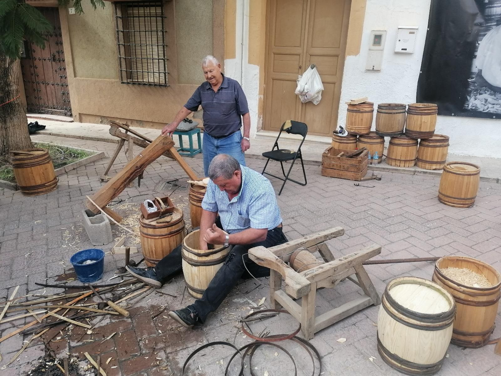 Terque viaja en el tiempo: las imágenes de la jornada de oficios antiguos