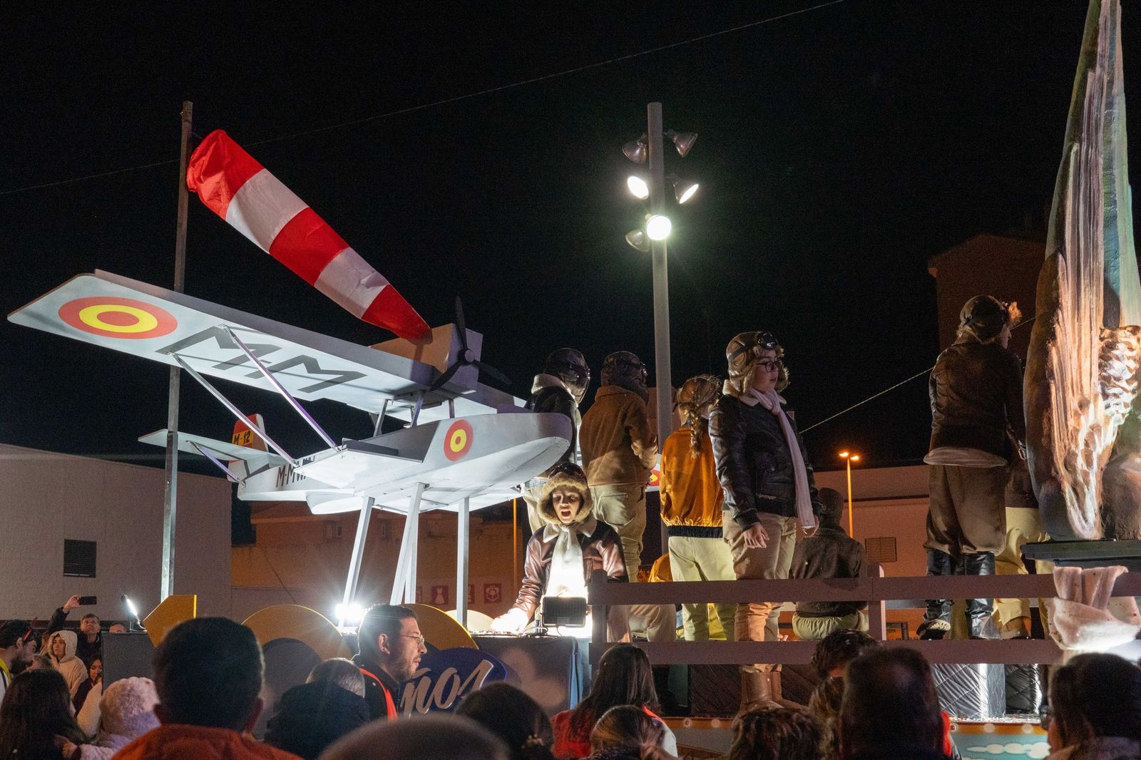 Las mejores fotografías del recorrido y la llegada al ayuntamiento de la cabalgata de Reyes Magos 2026