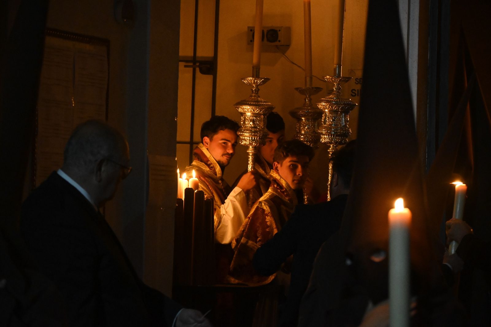Lunes Santo: Calvario en Huelva, en imágenes