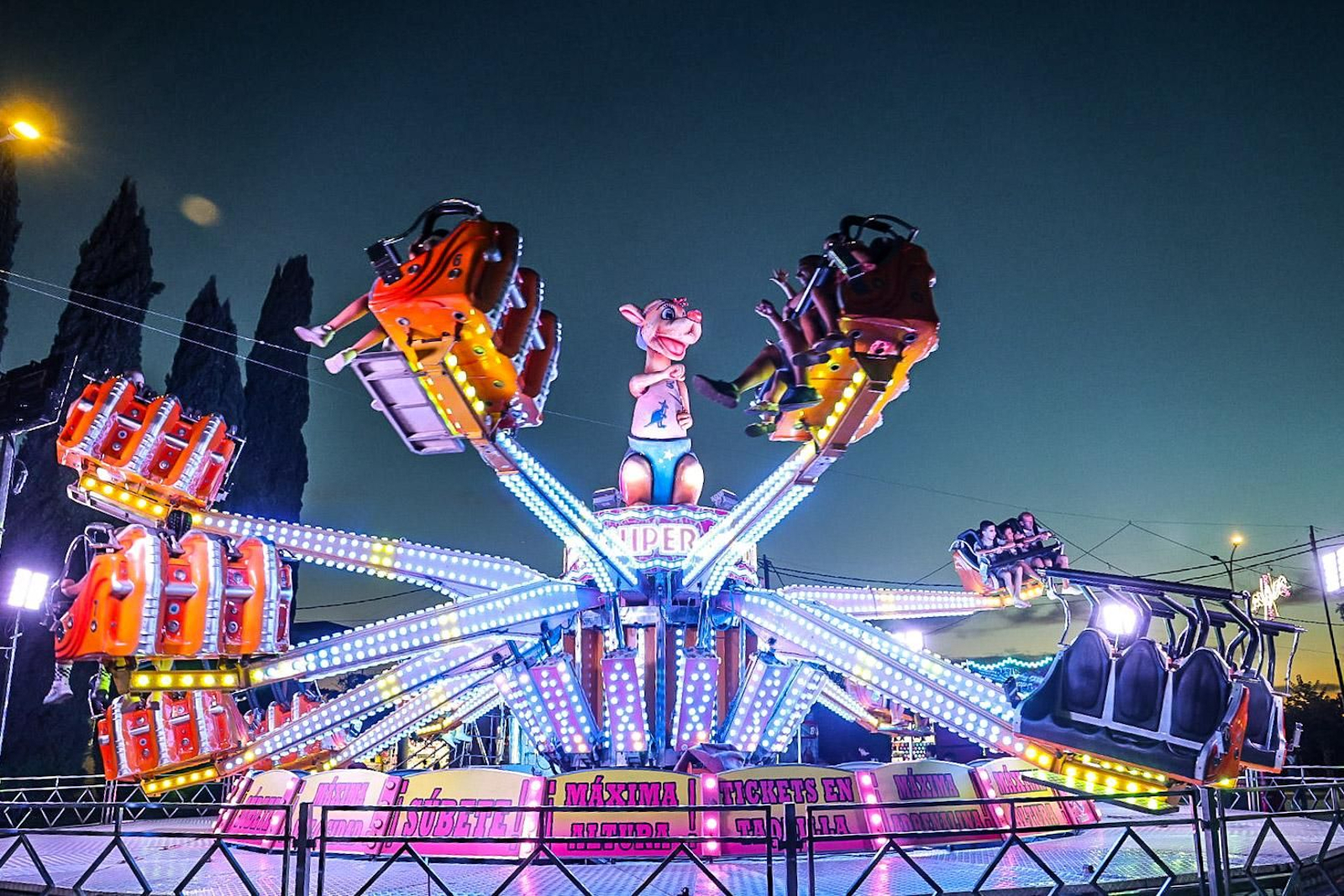 Imágenes del inicio de las Fiestas de La Cinta 2025 en La Orden