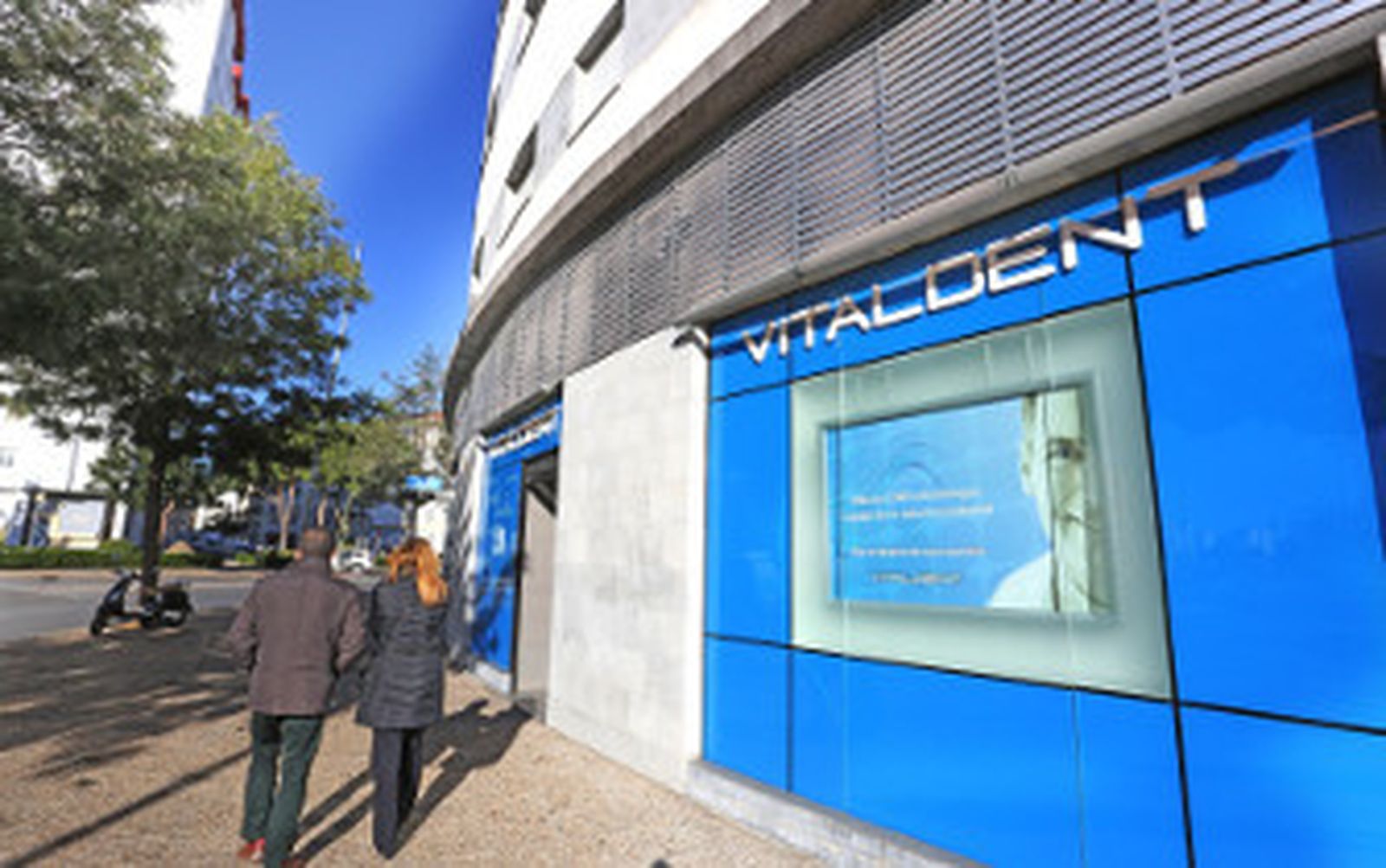 La guerra por el mercado dental