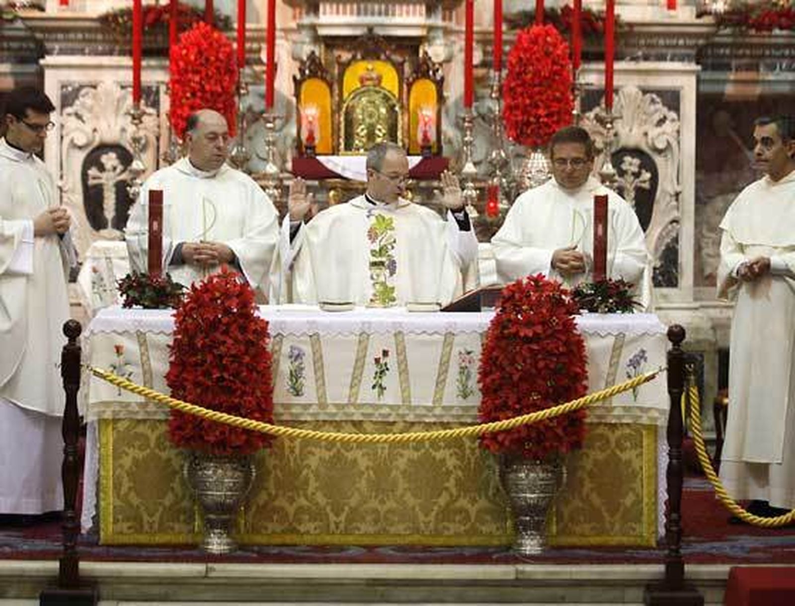 El Buque Escuela de la Armada 'Juan Sebastián de Elcano' sale de los muelles de Cádiz para iniciar su LXXXII crucero de instrucción  Foto: Jesus Marin
