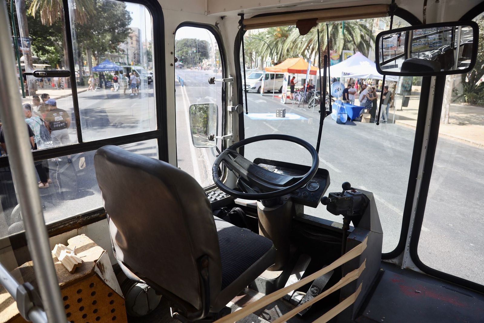 Fotogalería: viaje en el tiempo a la Málaga de los años 80 en el Día sin coche