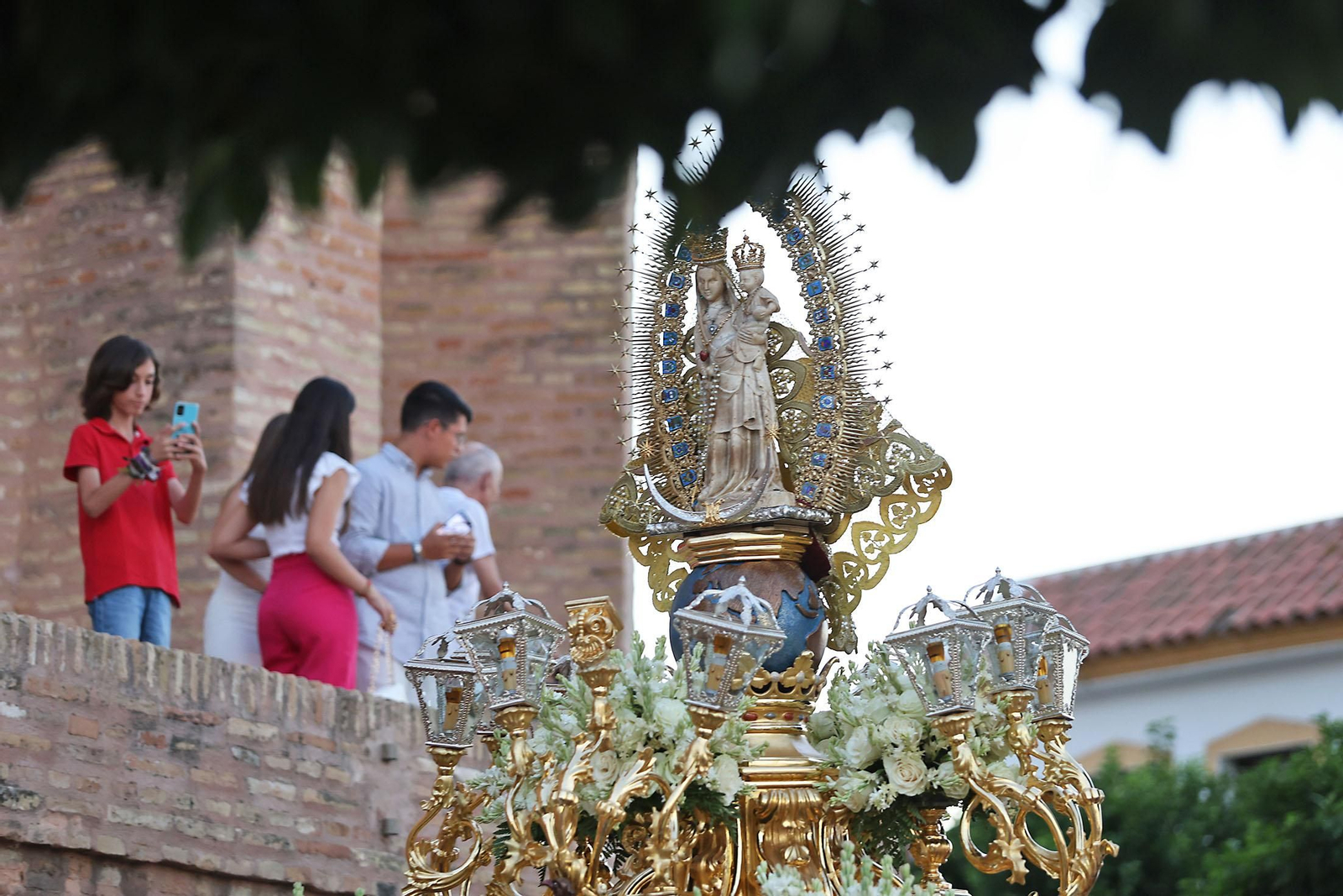 Imágenes de la procesión de Nuestra Señora de los Milagros en Palos de la Frontera Imágenes de la procesión de Nuestra Señora de los Milagros en Palos de la Frontera