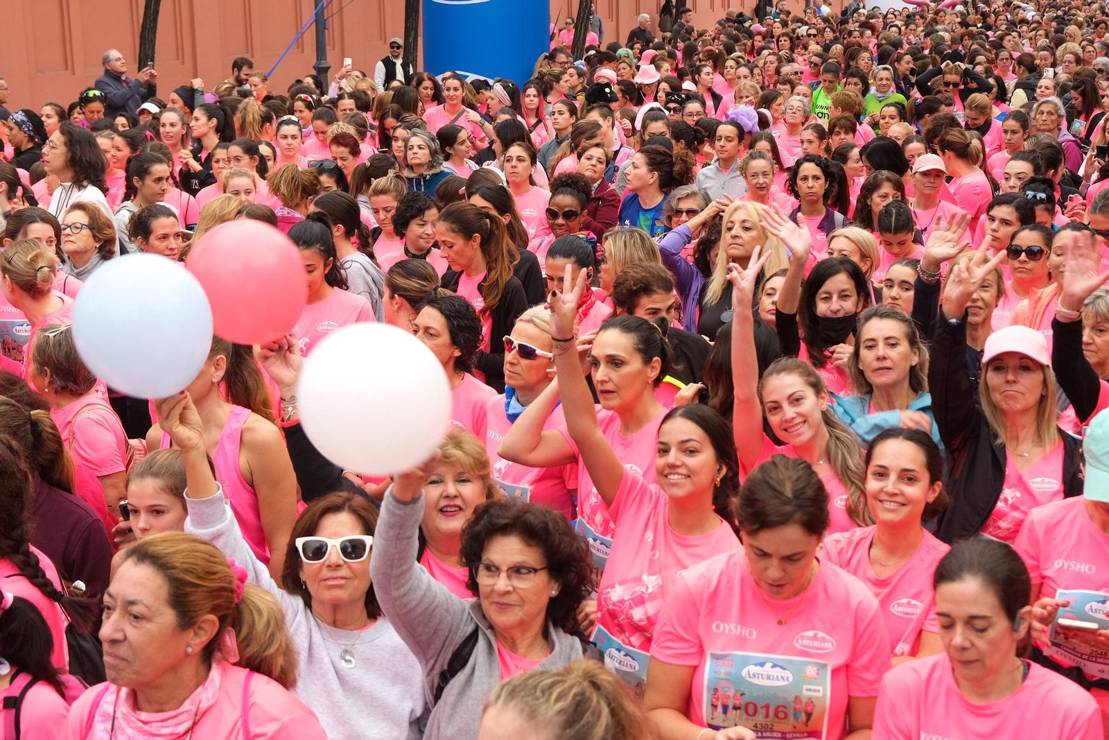 Búscate en la carrera de la mujer