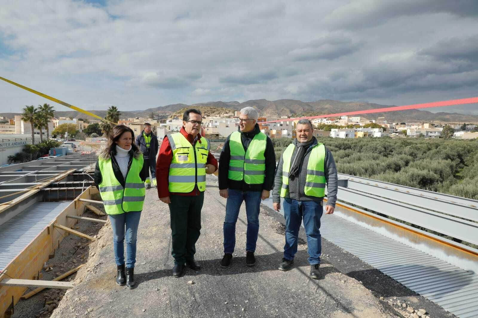 Cuenta con una inversión de 3,2 millones de euros de inversión para las obras de ampliación del viaducto.