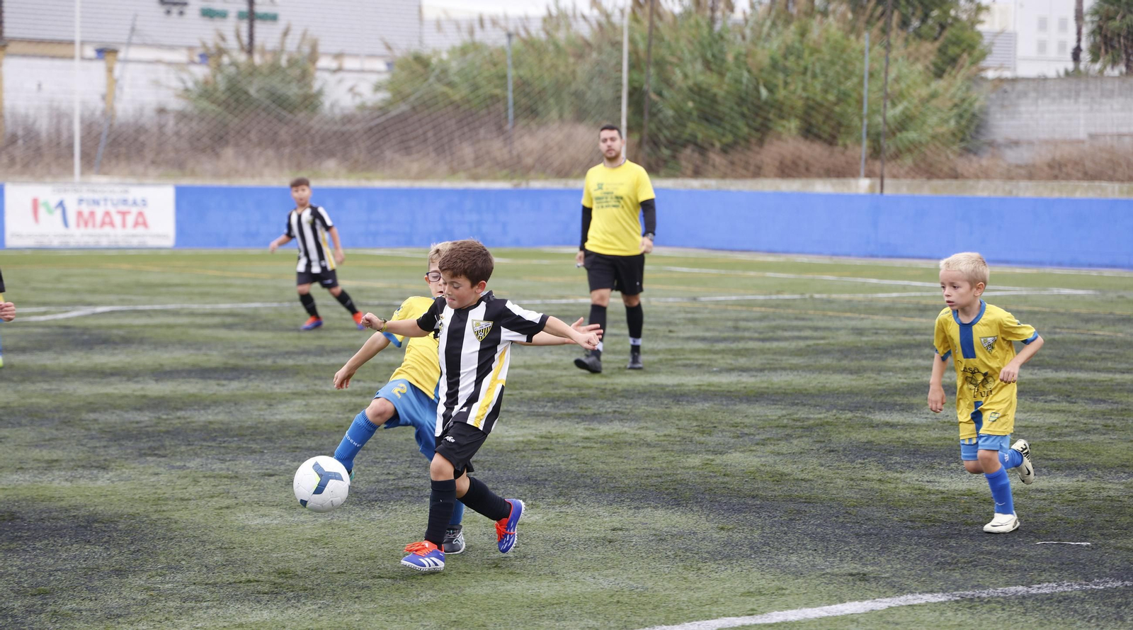 Las fotos del Torneo Ciudad de La Línea de bebés y prebenjamines