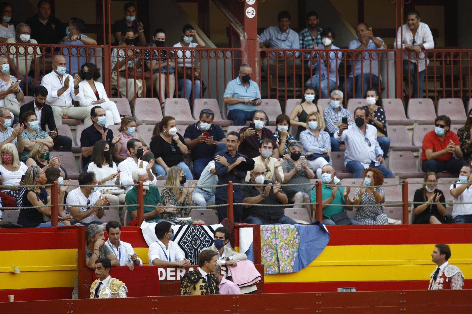 Fotogalería corrida de toros. Cayetano Rivera, Paco Ureña y Roca Rey. Roquetas de Mar.