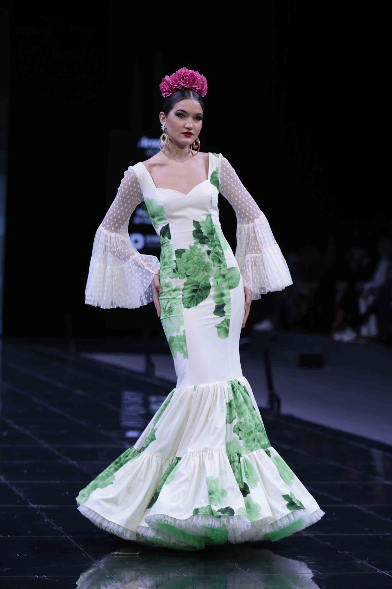 Desfile de Pilar Rubio en SIMOF de 2024, todas las fotos