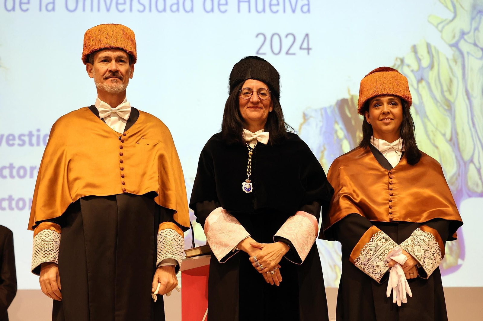 Imágenes del acto de conmemoración del Día de la Universidad de Huelva