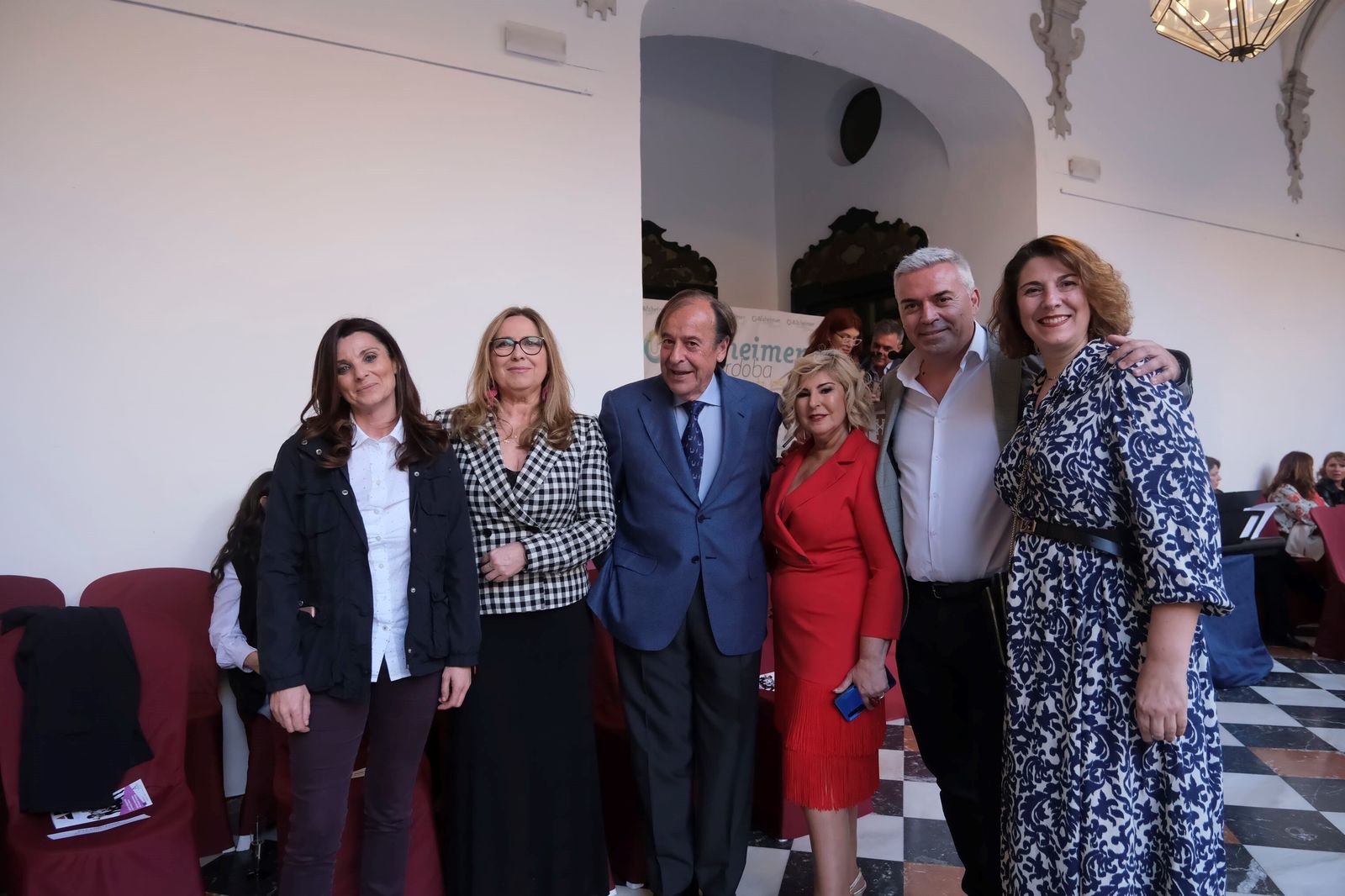 El desfile benéfico de la Asociación Alzheimer Córdoba 2023, en imágenes