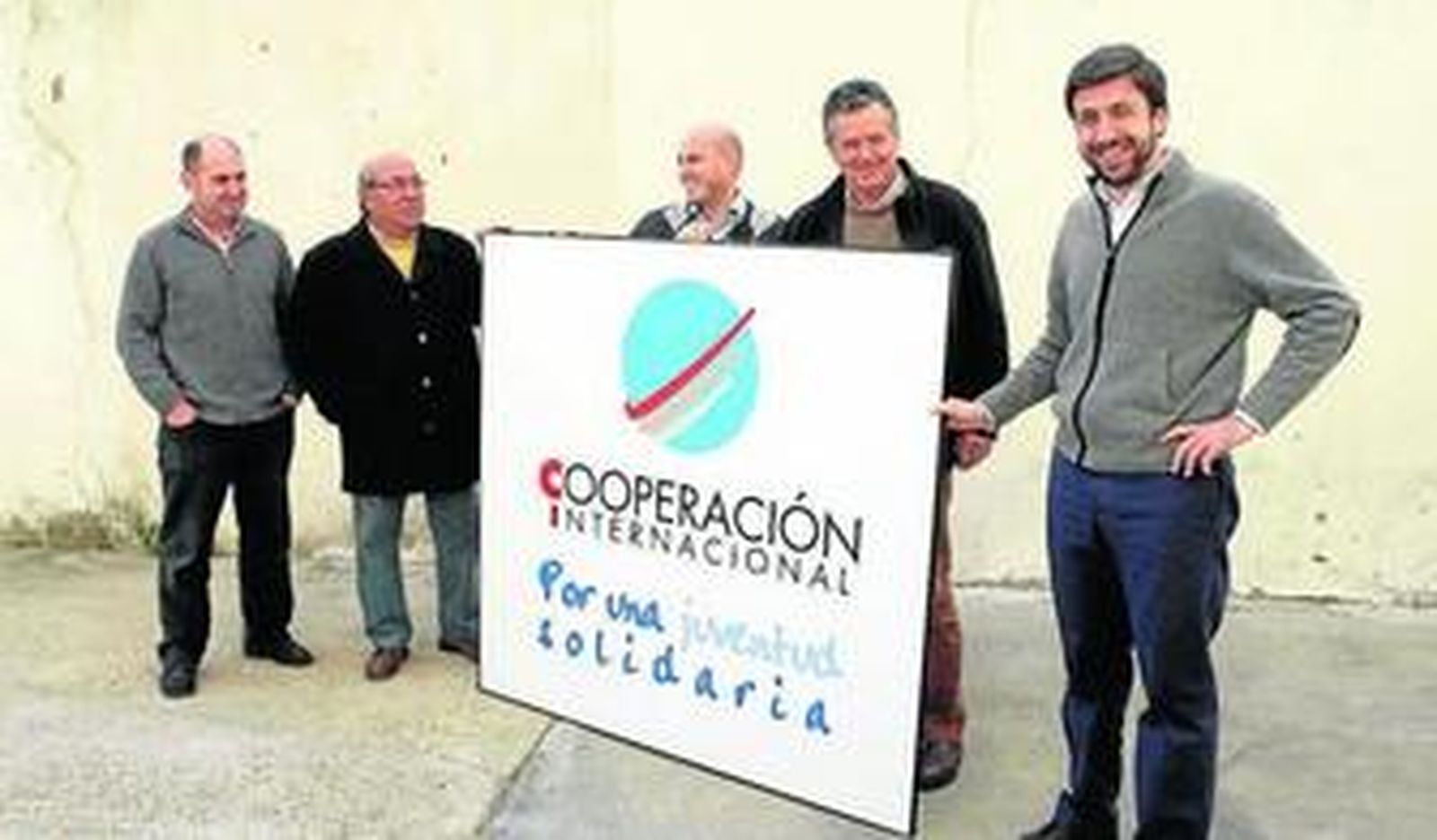 Jesús Zúñiga, José Luis Expósito, José Luis Pérez, Miguel Afán de Ribera y Pedro Ortega, de la ONG.