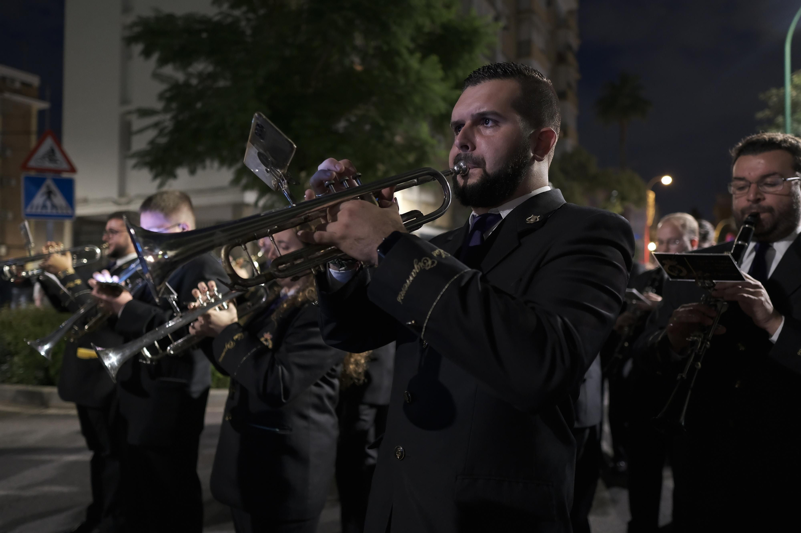 Las imágenes del rosario vespertino de la Virgen del Rosario de San Pablo