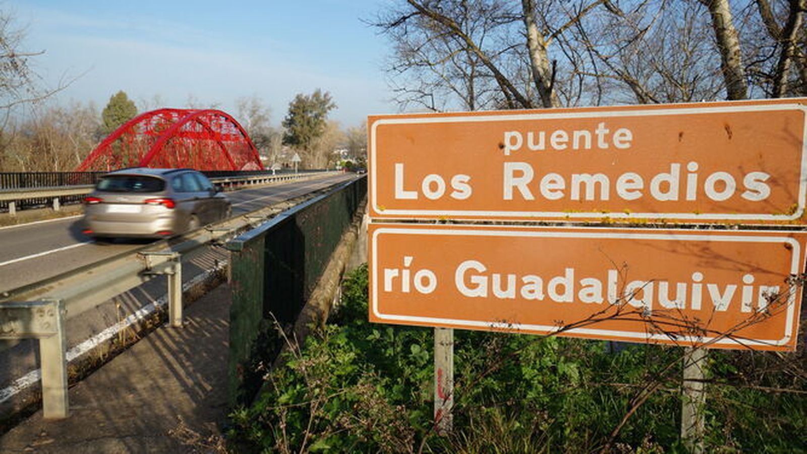 Puente sobre el Guadalquivir en Villafranca.