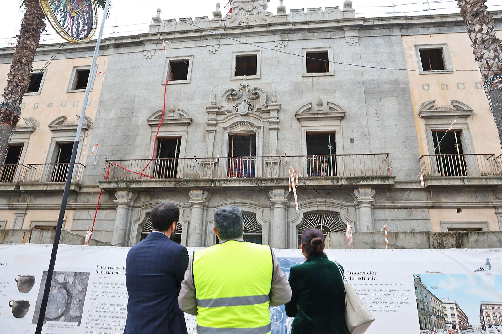 Imágenes de la visita las obras de la antigua Delegación de Hacienda