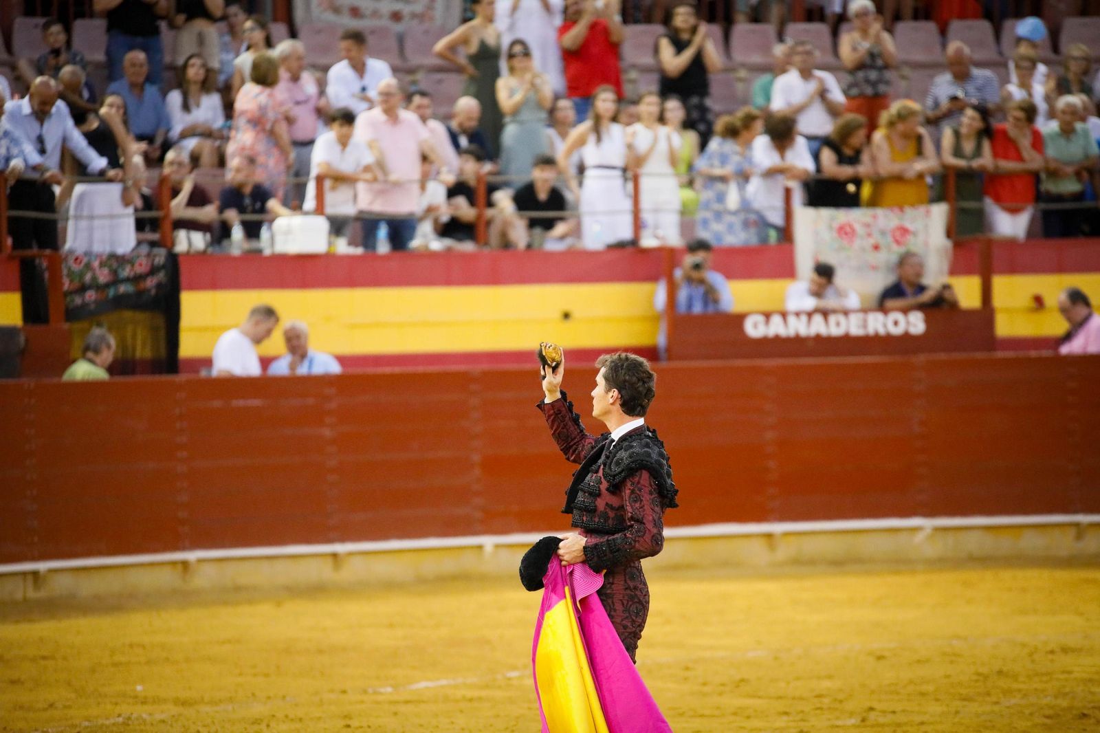 Imágenes de la corrida de toros en Roquetas de Mar