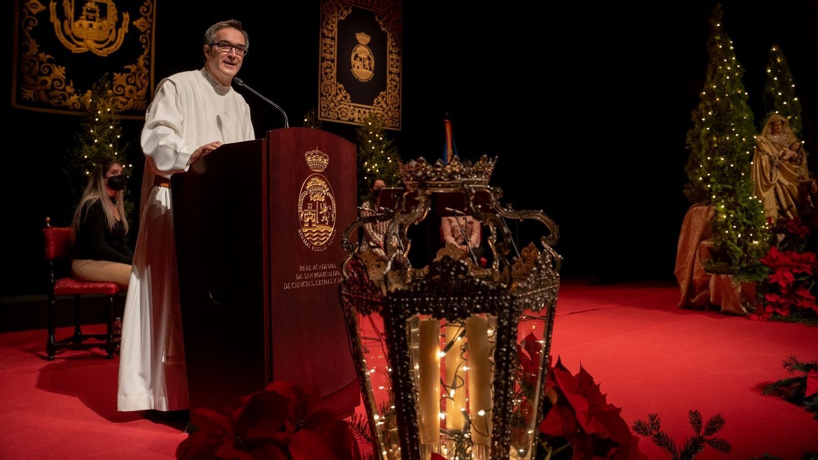Silvio Bueno durante el Pregón de la Navidad que pronunció en el Teatro de las Cortes.