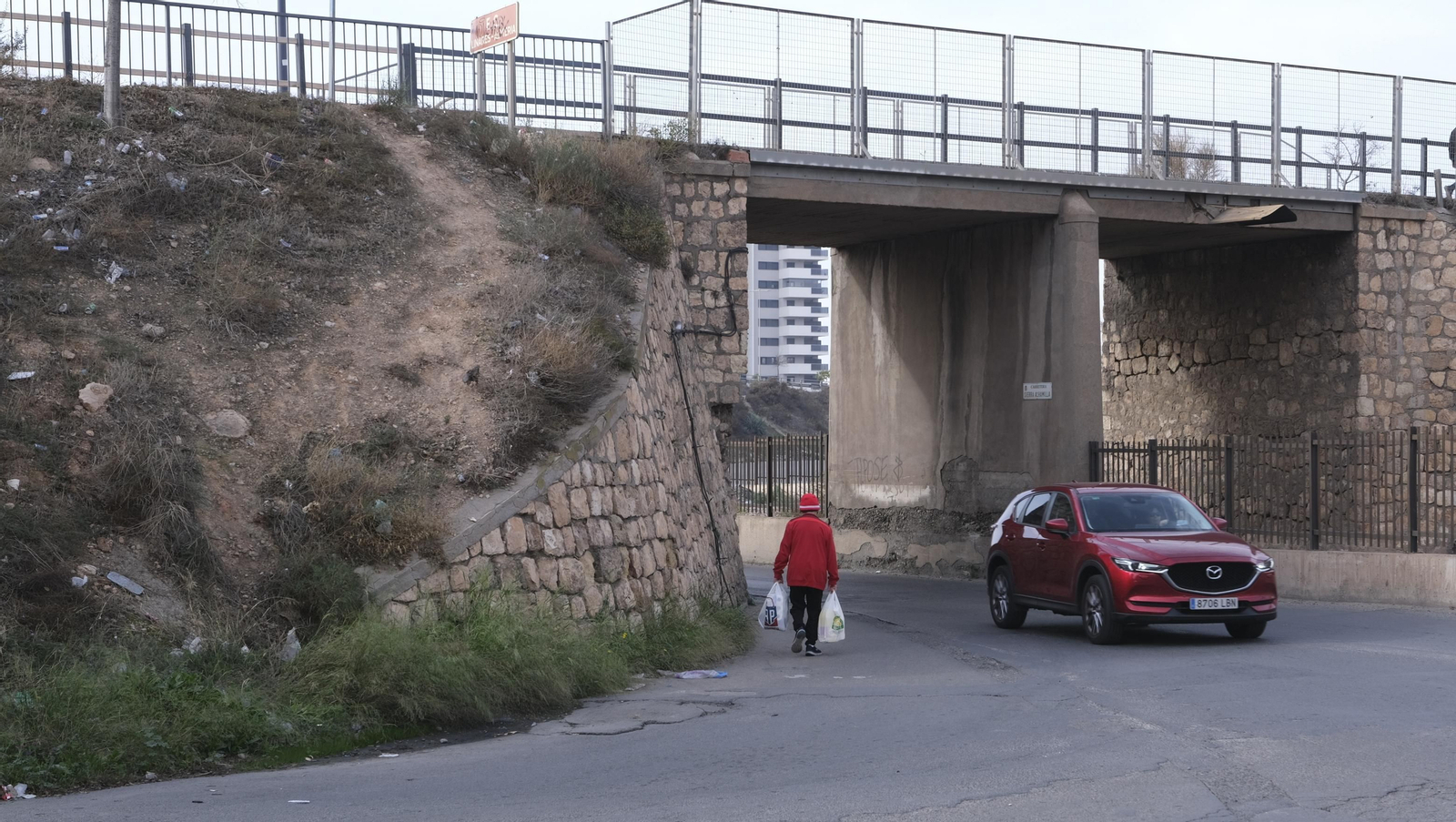 Imágenes del desmantelamiento del puente de Los Molinos, para el soterramiento del AVE
