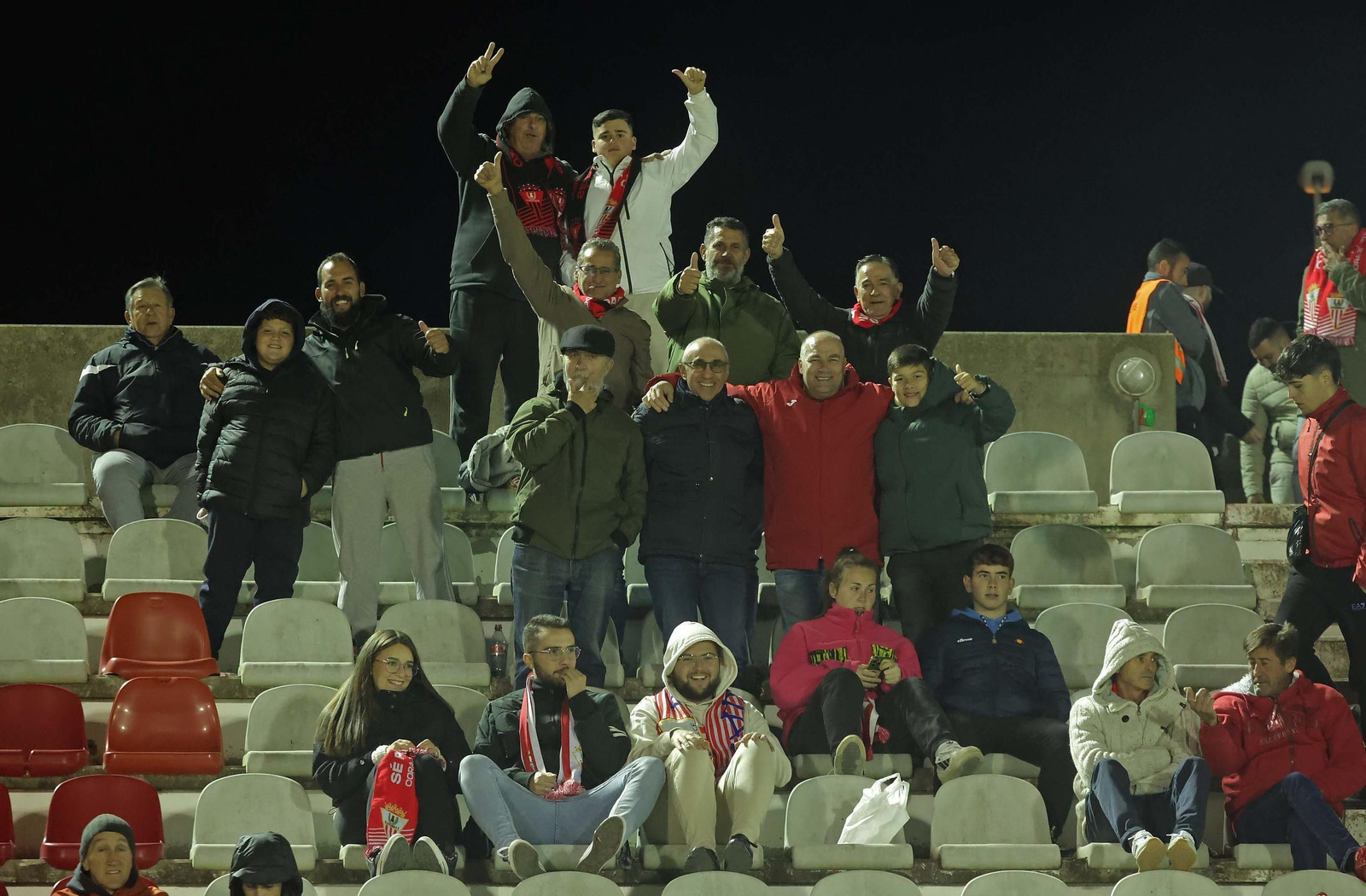 Búscate en el Nuevo Mirador durante el Algeciras - Yeclano