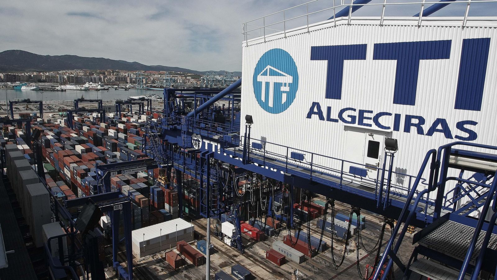 Terminal de TTI en el Puerto de Algeciras. Terminal de TTI en el Puerto de Algeciras.