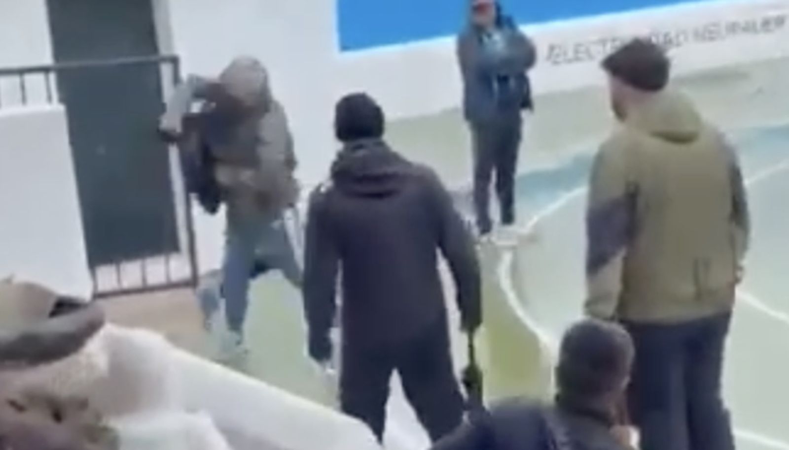 Fotograma de la pelea.