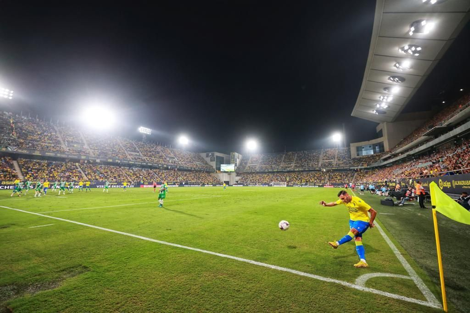 El partido del Cádiz C.F.-Real Betis, en imágenes