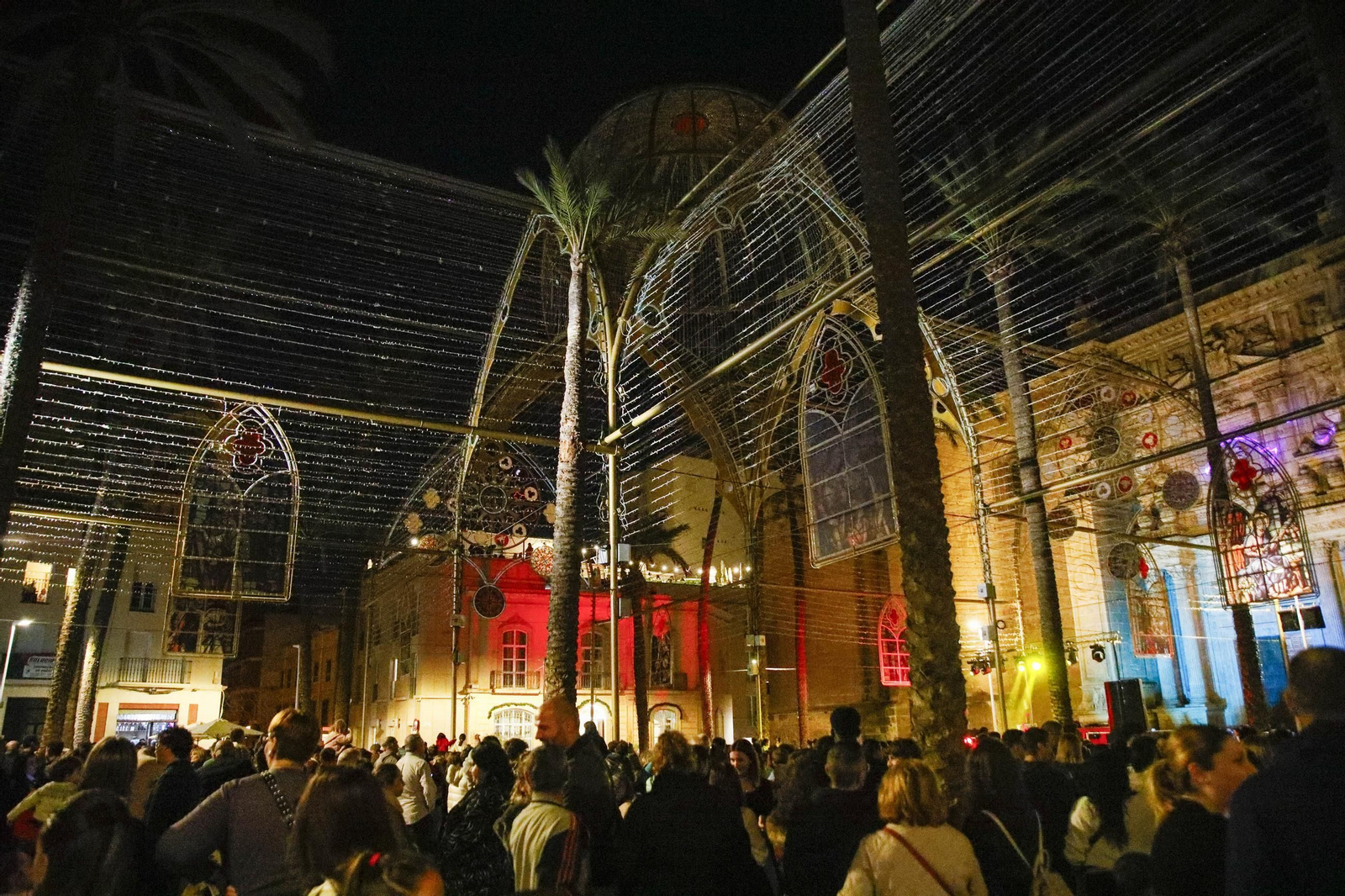 Las mejores imágenes del encendido navideño en Almería