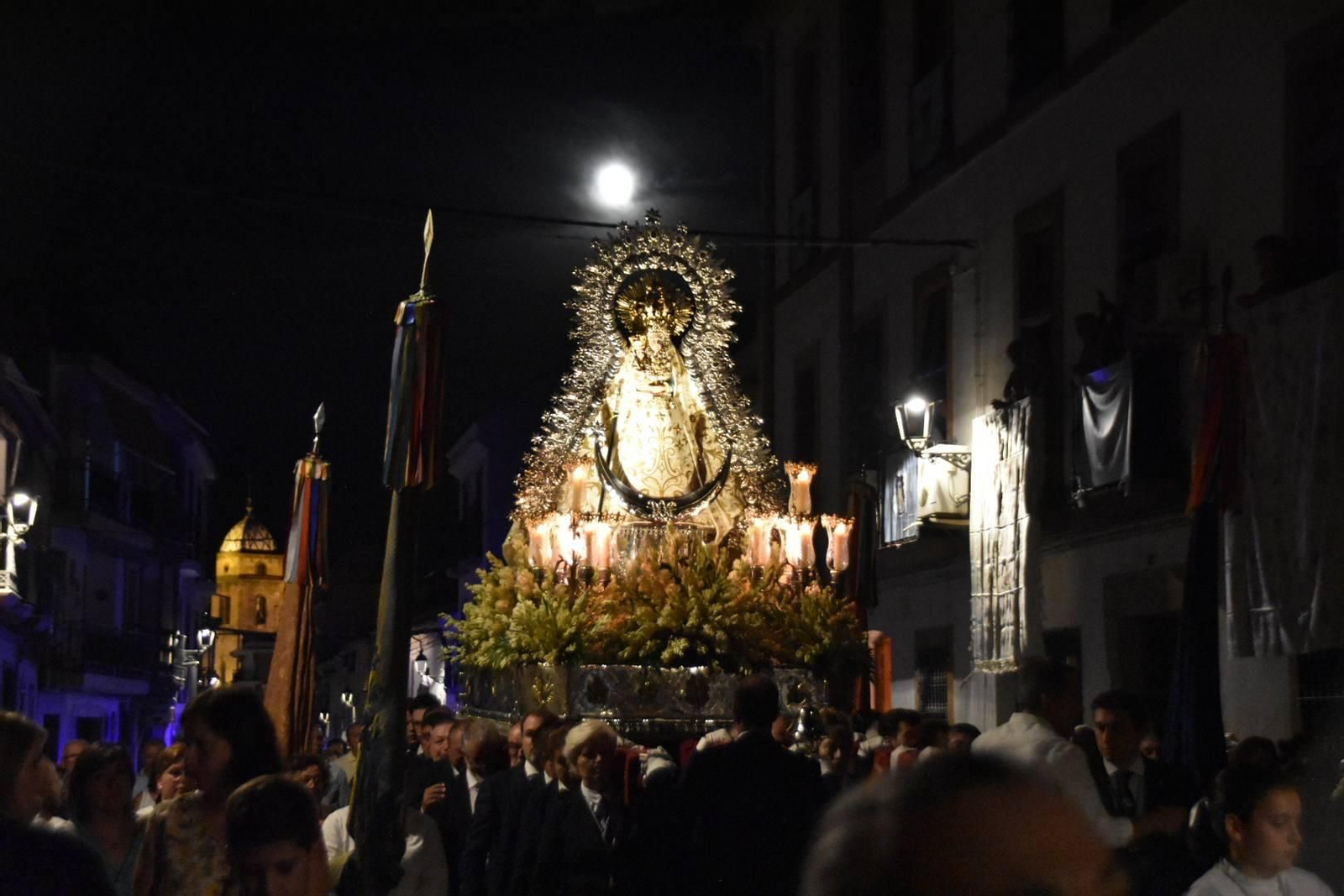 Procesión de la Virgen de la Estrella en Villa del Río.