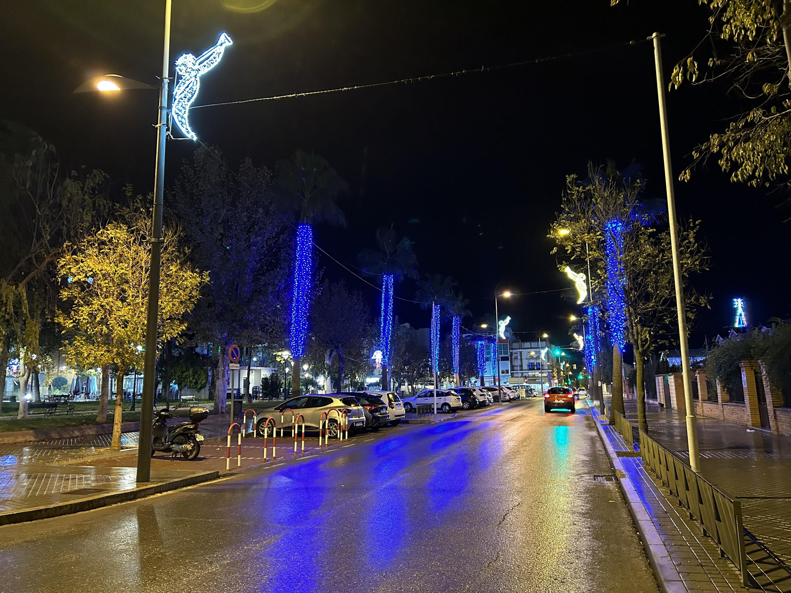 El encendido del alumbrado navideño de Peñarroya-Pueblonuevo, en imágenes