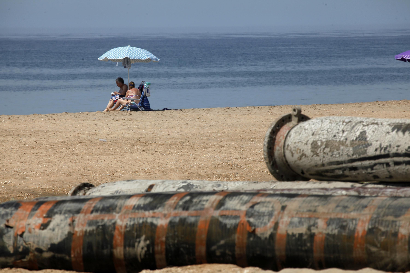 Las imágenes de la recuperación de la playa de La Antilla