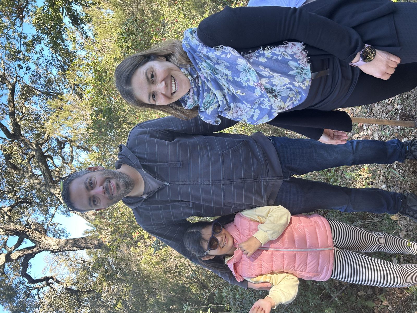 Jornada de reforestación en El Palancar por trabajadores de Acerinox, en imágenes