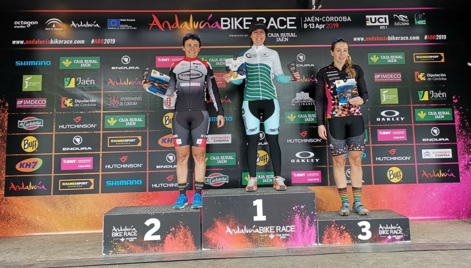Podio de la prueba femenina.