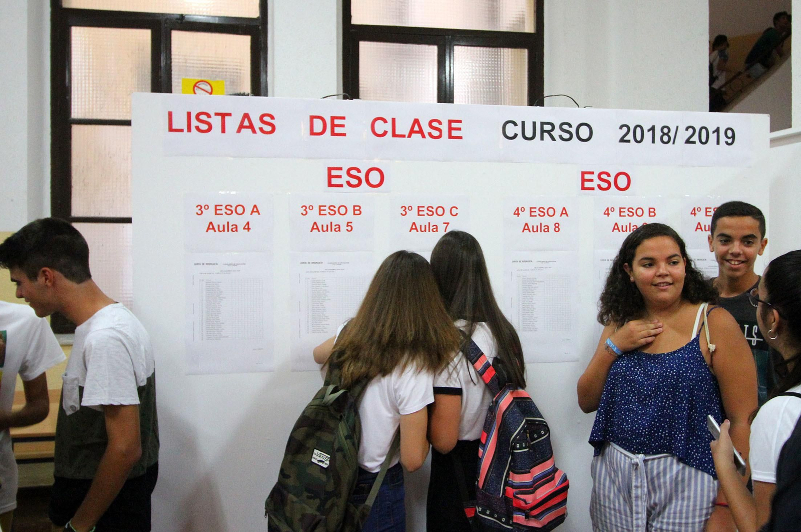 Vuelta a clase de alumnos de Secundaria y Bachillerato